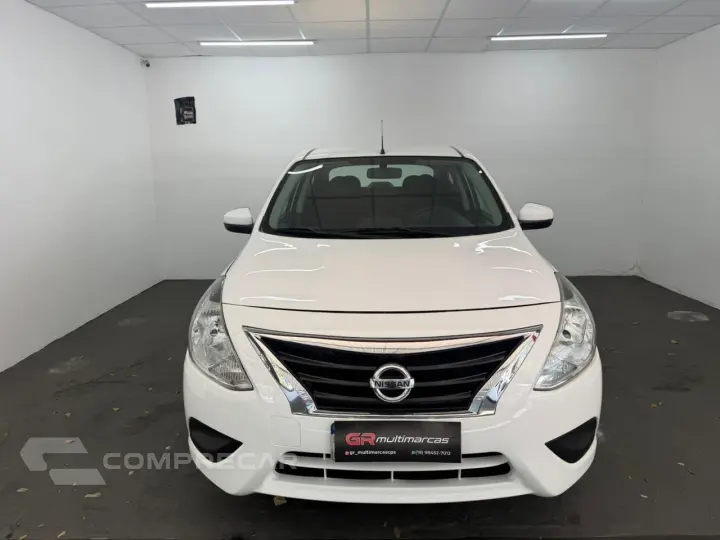 VERSA 1.0 12V FlexStart 4p Mec.