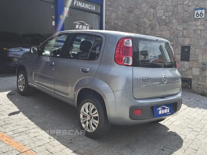 Uno 1.0 Evo Vivace 8V Flex 4P Manual