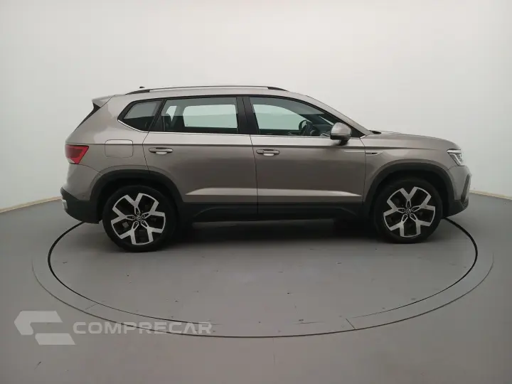 TAOS 1.4 250 TSI TOTAL FLEX HIGHLINE AUTOMÁTICO
