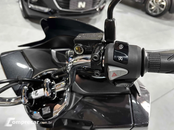 PCX 160