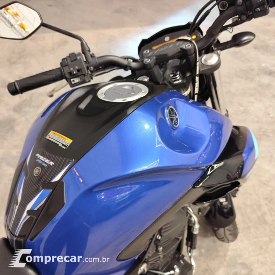 FAZER FZ250