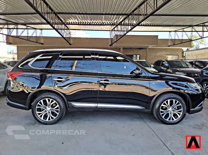 OUTLANDER 3.0 GT 4X4 V6 24V