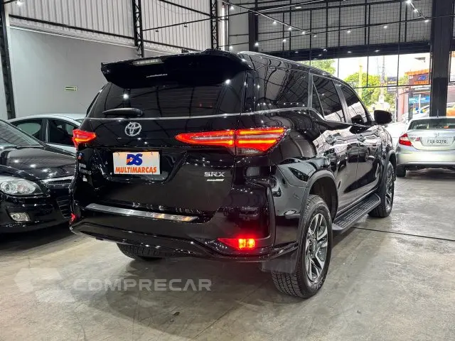 HILUX SW4 - 2.8 D-4D TURBO SRX PLATINUM 4X4 AUTOMÁTICO
