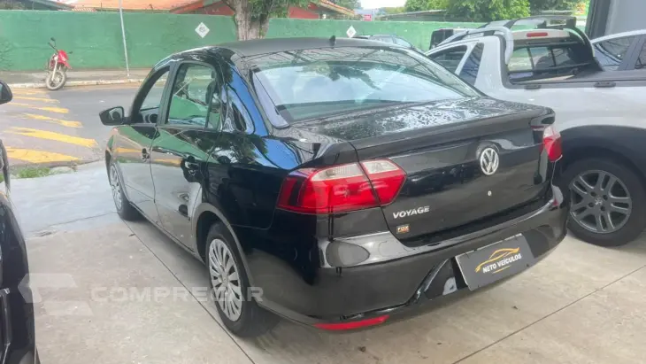 VOYAGE 1.0 12V MPI Totalflex