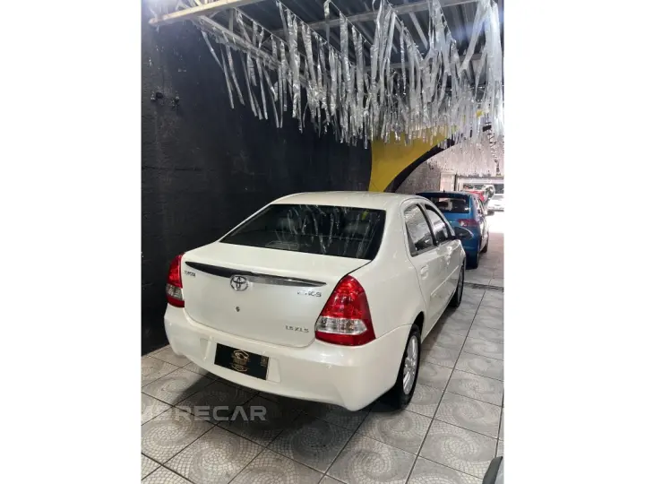 ETIOS 1.5 XLS SEDAN 16V FLEX 4P MANUAL