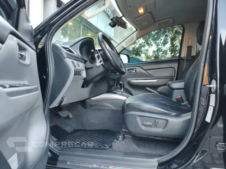 L200 TRITON 2.4 16V Turbo Sport HPE TOP CD 4X4