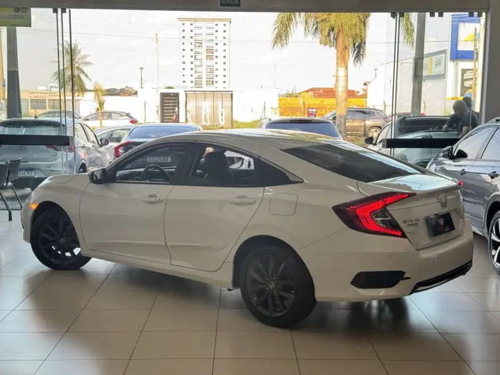 Civic 2.0 16V 4P EXL FLEX  AUTOMÁTICO CVT