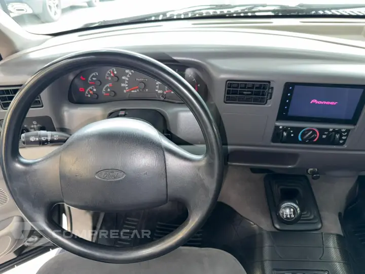 F250 XLT 4.2 6C