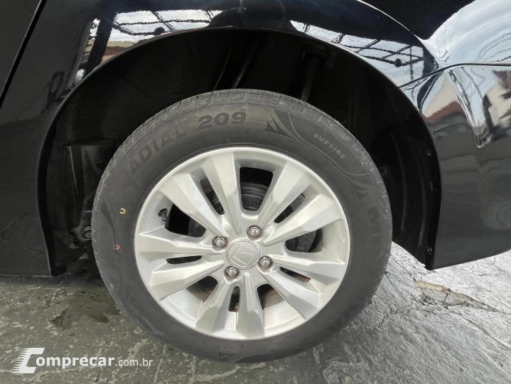 CITY Sedan LX 1.5 Flex 16V 4p Aut.
