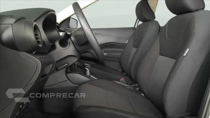 KICKS PLAY 1.6 16V FLEXSTART SENSE XTRONIC