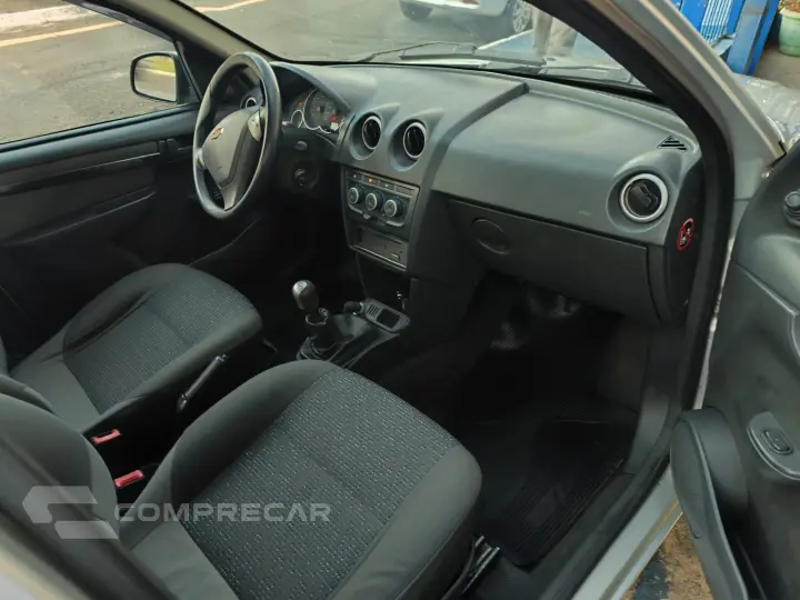 CELTA 1.0 MPFI LT 8V