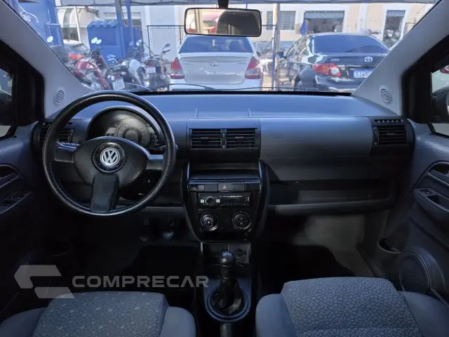FOX - 1.6 MI PLUS 8V 4P MANUAL