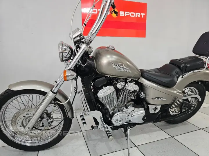 VT 600 SHADOW