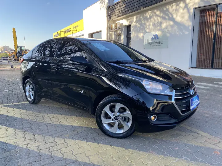 HB20S 1.6 COMFORT PLUS 16V FLEX 4P AUTOMÁTICO