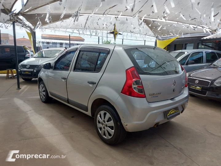 Sandero 1.6