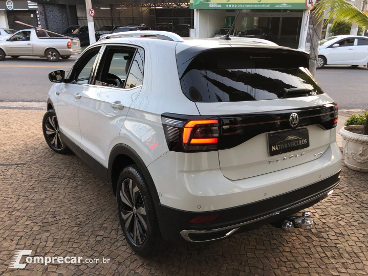 T-Cross 1.4 250 Tsi Total Flex Highline Automático