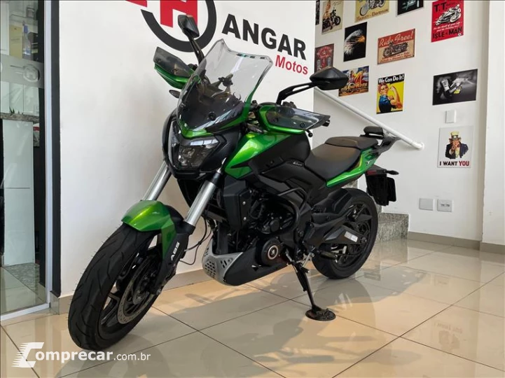 DOMINAR 400