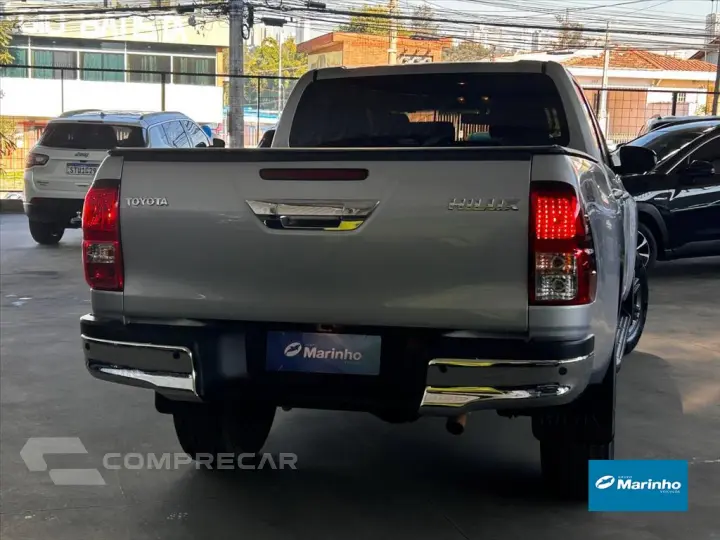 HILUX 2.8 D-4D TURBO DIESEL CD SR 4X4 AUTOMÁTICO