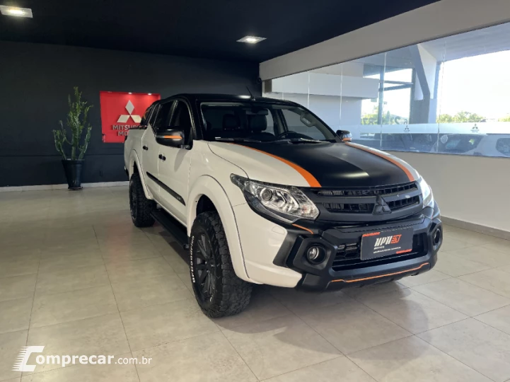 L200 TRITON 2.4 16V Turbo Sport Hpe-s CD 4X4