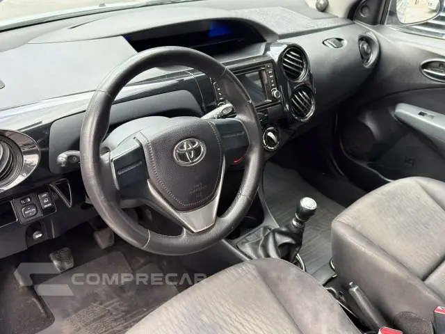 ETIOS HATCH - 1.3 X 16V 4P MANUAL