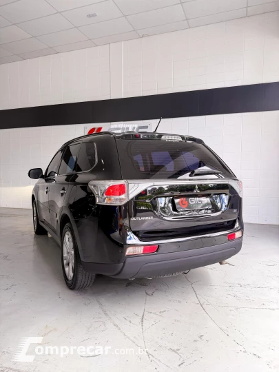 OUTLANDER 3.0 GT 4X4 V6 24V