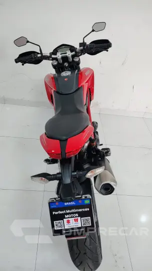 HYPERMOTARD 821