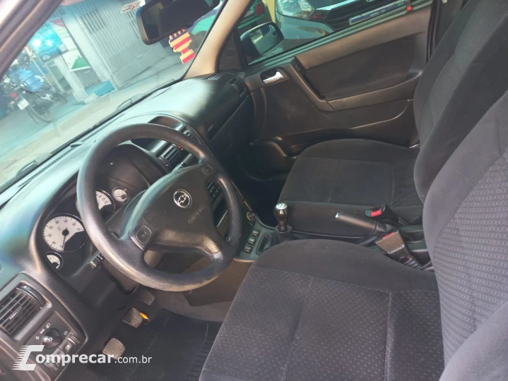 ASTRA 2.0 MPFI Advantage 8V