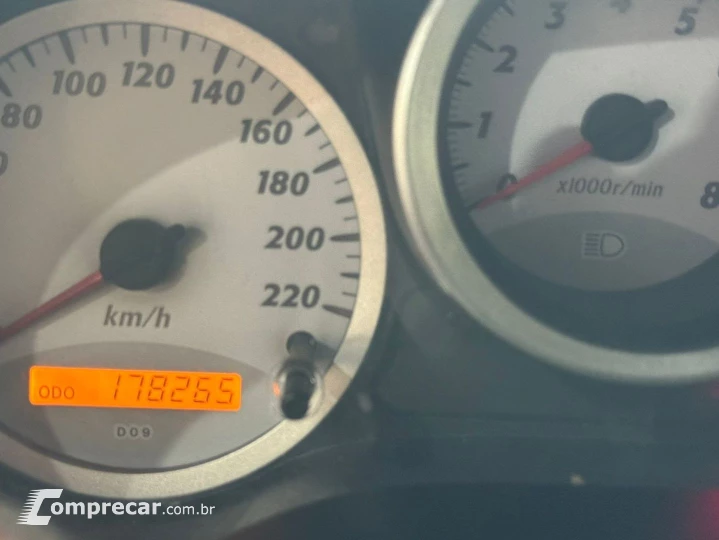 Rav4 2.0 4X4 16V Gasolina 4P Automático