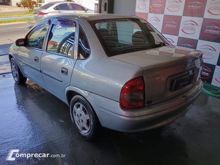 Classic Life 1.0 Sedan