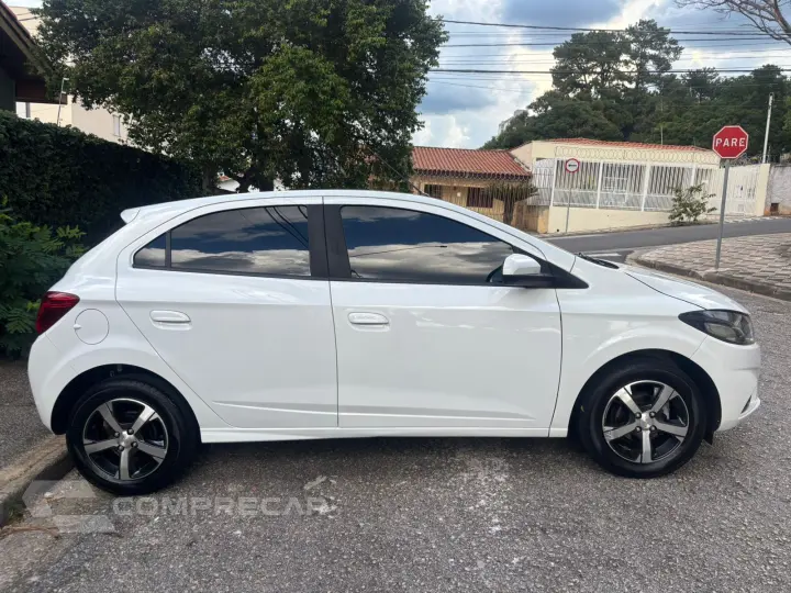 ONIX 1.4 MPFI LTZ 8V