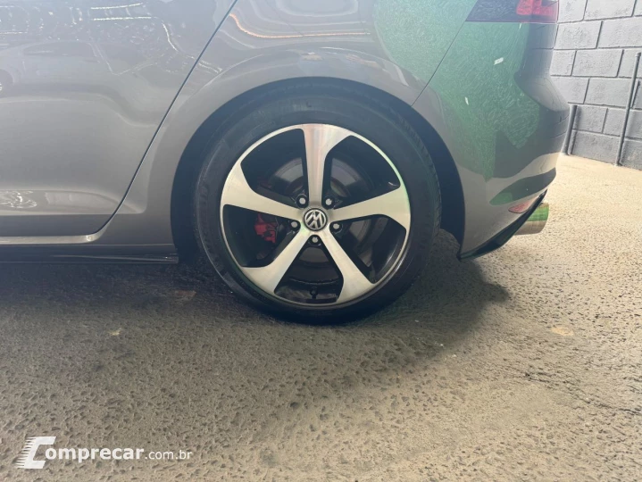 Golf GTi 2.0 TSI 220cv Aut.
