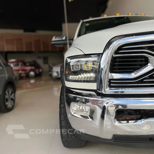 2500 6.7 I6 Turbo Laramie CD 4X4