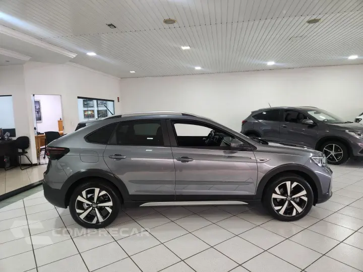 Nivus 1.0 4P FLEX 200 TSI HIGHLINE TURBO AUTOMÁTICO