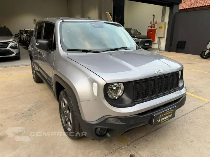 Renegade 1.8 16V Flex 4P Automático