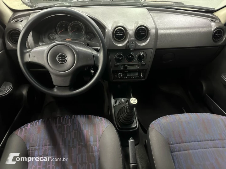 CELTA 1.0 MPFI LT 8V