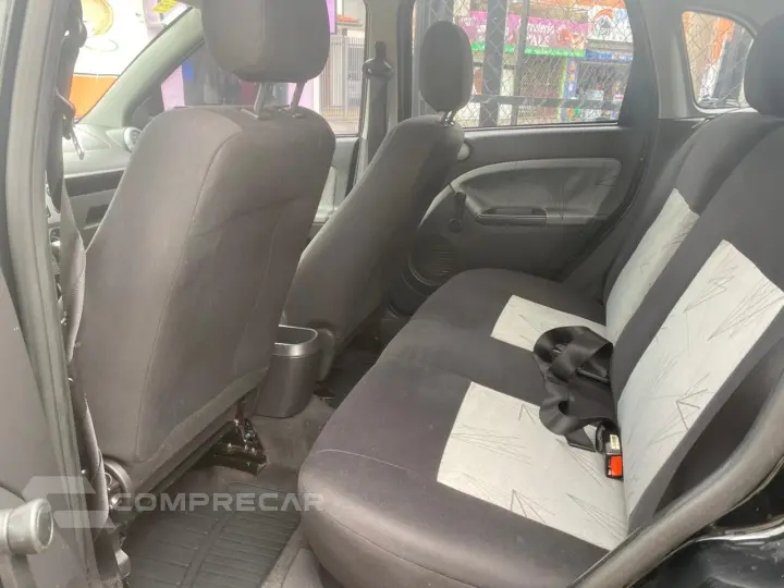 FIESTA 1.6 MPI Class Hatch 8V