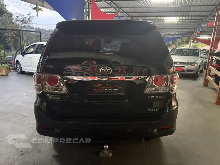 HILUX SW4 3.0 SRV 4X4 7 LUGARES 16V TURBO INTERCOOLER DIESEL