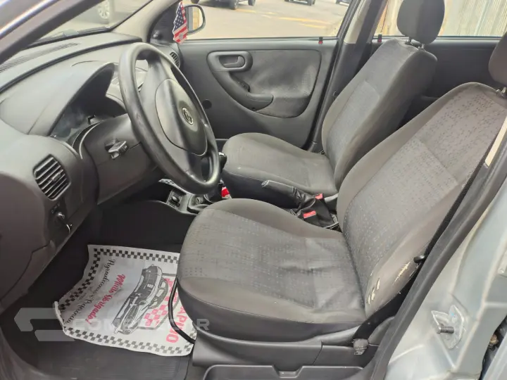 CORSA 1.0 MPFI JOY 8V