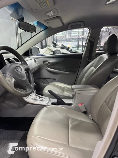 Corolla GLi Automático