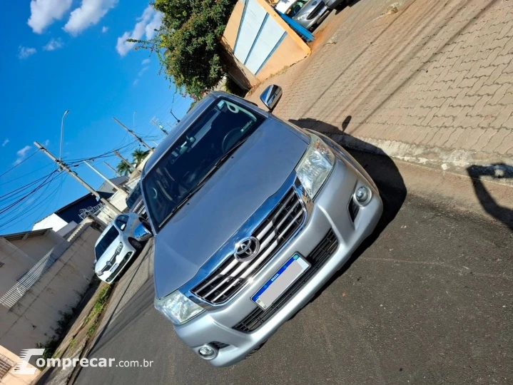 Hilux 2.7 Srv 4X2 Cd 16V Flex 4P Automático