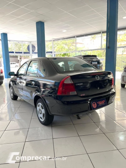 CORSA 1.4 MPFI Premium Sedan 8V