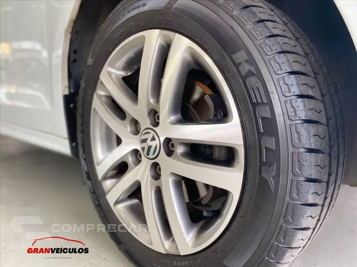 JETTA 2.0 COMFORTLINE FLEX 4P TIPTRONIC