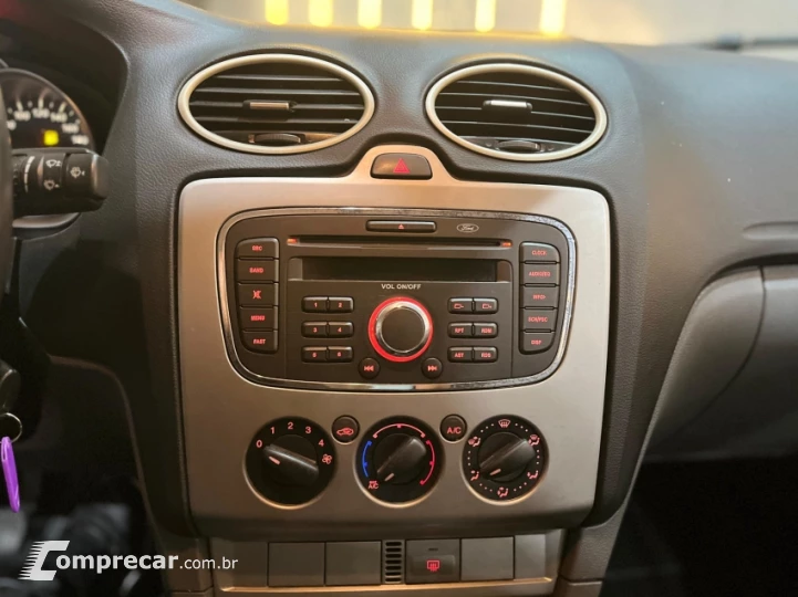 FOCUS 1.6 8V