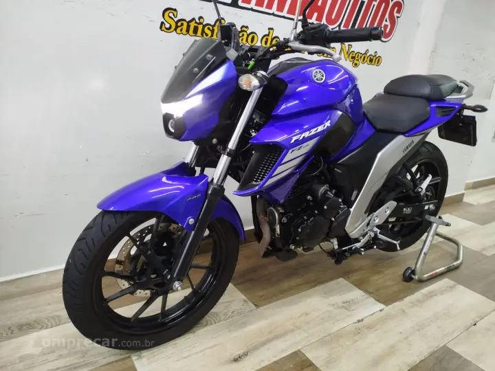 FZ25 FAZER