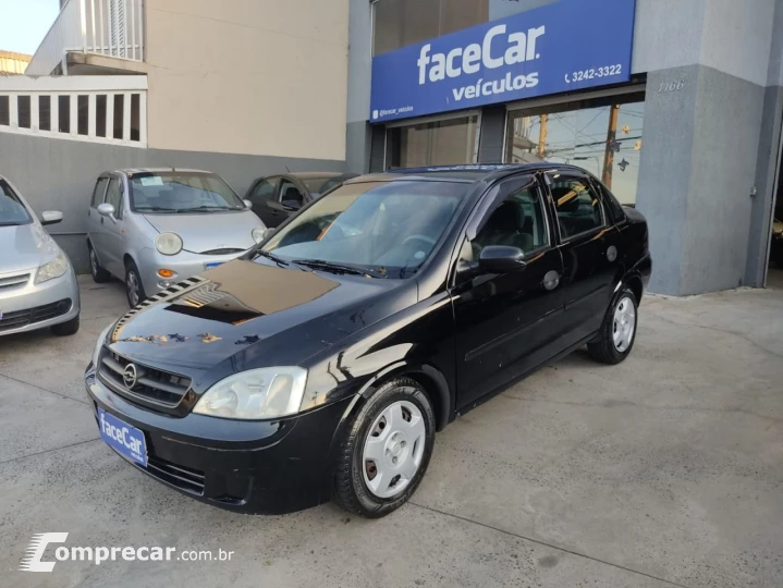 Corsa Sedan 1.0 MPFI 8V 71cv 4p