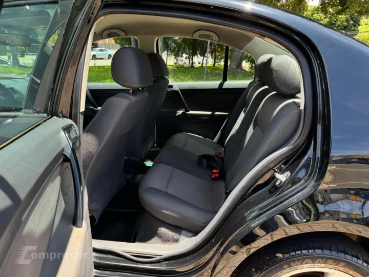 Polo Sed. COMFORT. 1.6 Mi Tot. Flex 8v