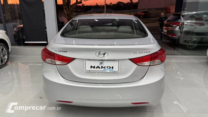 Elantra GLS 1.8 16V Aut.