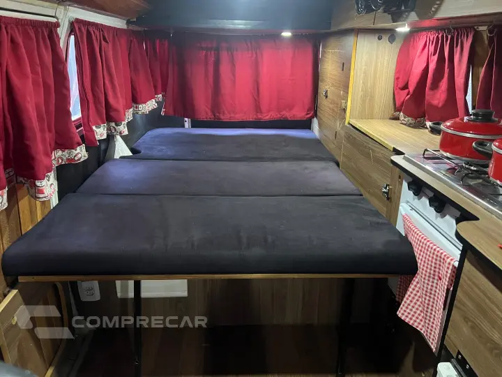 KOMBI 1.6 STD 8V GASOLINA 3P MANUAL