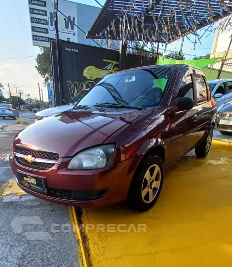 CLASSIC 1.0 MPFI Sedan 8V