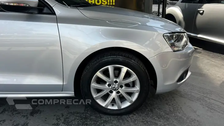 Jetta 2.0 4P FLEX AUTOMÁTICO